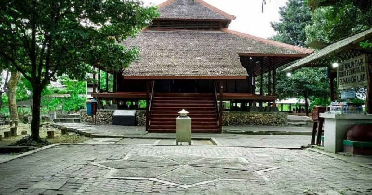 10 Kota Bersejarah di Jawa Timur yang Wajib Kamu Kunjungi